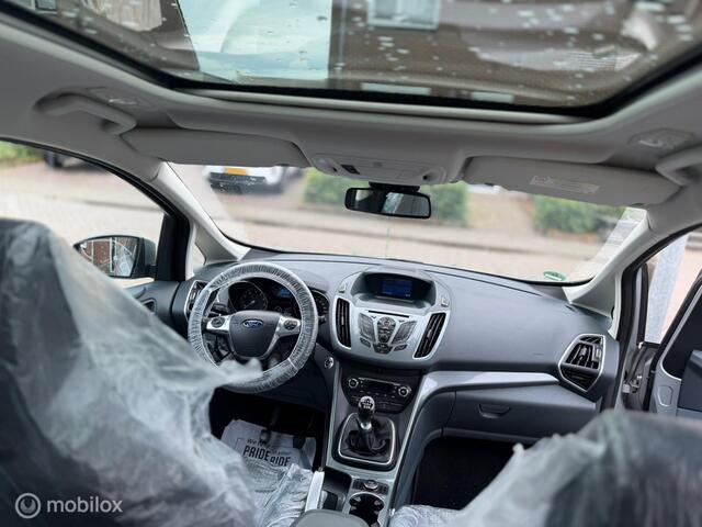 Ford C-MAX 1.0 Titanium