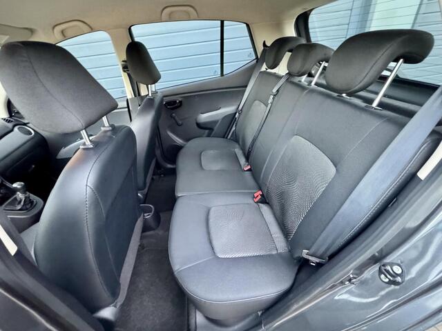 Hyundai I 10 1.1 i-Drive Cool | LAGE KM NAP | 5 Deurs | Airco | Zuinig | Betrouwbaar |