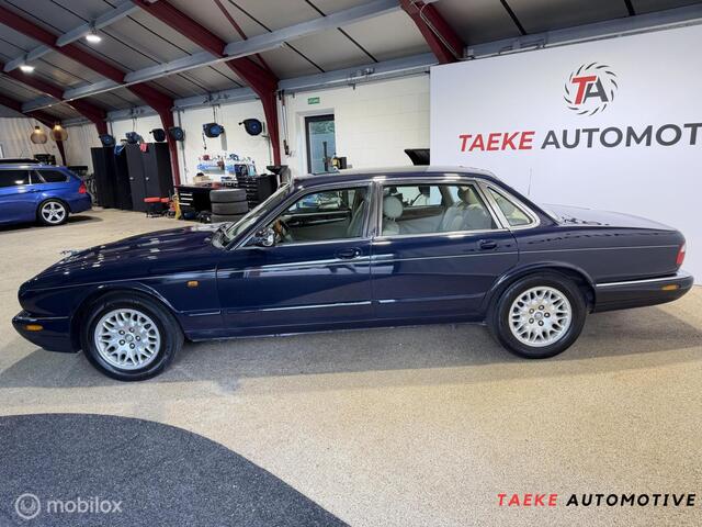 Jaguar XJ 3.2 V8 Executive Automaat/Clima/Cruise/Nap/Apk