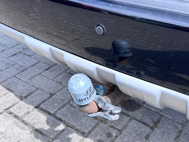 Hyundai Tucson 2.0i Style Executive | Trekhaak | NAP | Parkeersensor | Airco