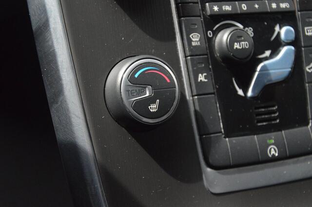 Volvo V60 T3 Summum | Trekhaak | Perfect onderhouden | Stoelverwarming | Cruise Control |