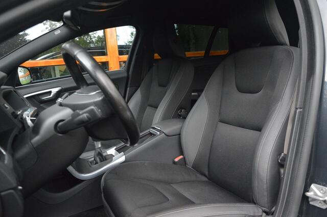 Volvo V60 T3 Summum | Trekhaak | Perfect onderhouden | Stoelverwarming | Cruise Control |