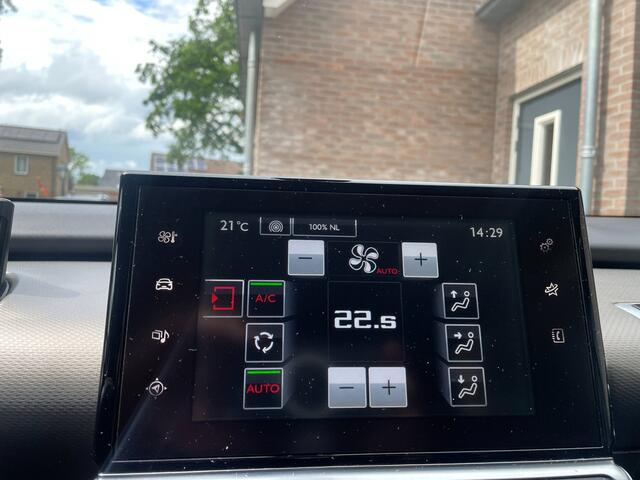 Citroen C4 CACTUS 1.2 PureTech Shine CAMERA NAVI ECC 2016