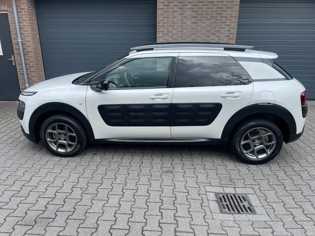 Citroen C4 CACTUS 1.2 PureTech Shine CAMERA NAVI ECC 2016