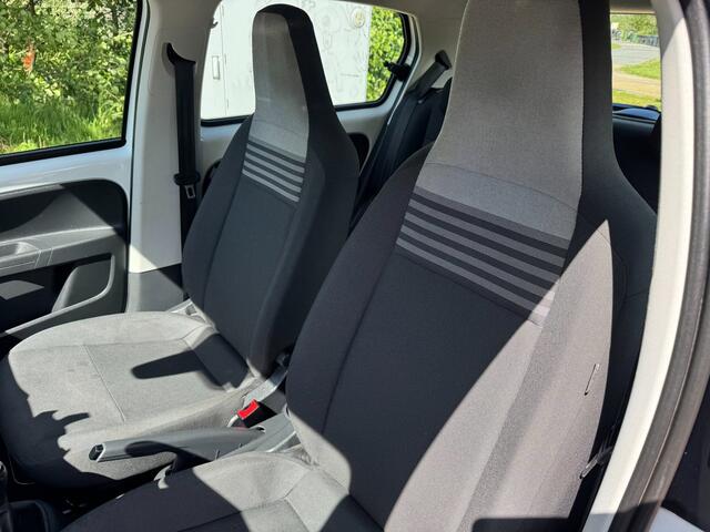 Volkswagen UP 1.0 BMT move up 134.000 KM
