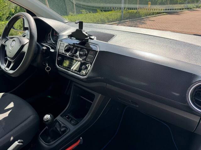 Volkswagen UP 1.0 BMT move up 134.000 KM