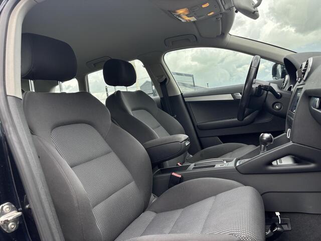 Audi A3 SPORTBACK 1.2 TFSI Attraction Pro Line Business trekhaak