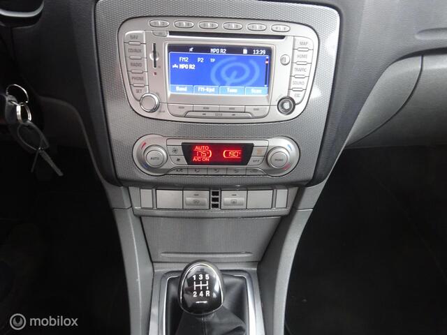 Ford Focus Wagon 1.6 Titanium