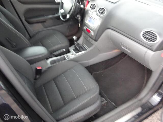Ford Focus Wagon 1.6 Titanium