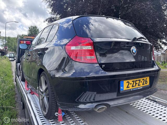BMW 1-Serie 118d Business Line Ultimate Edition MOTOR DEFECT