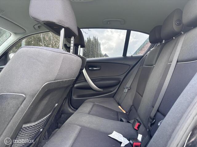 BMW 1-Serie 118d Business Line Ultimate Edition MOTOR DEFECT