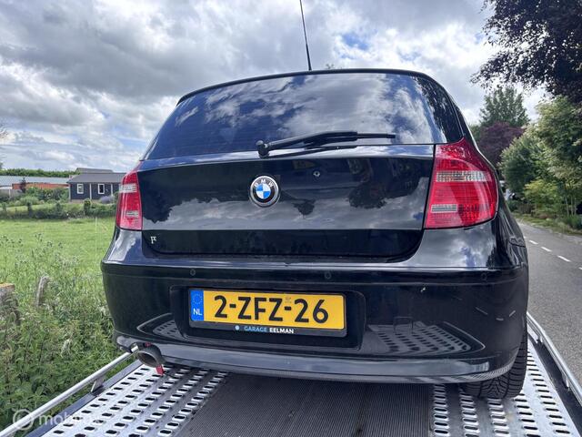 BMW 1-Serie 118d Business Line Ultimate Edition MOTOR DEFECT
