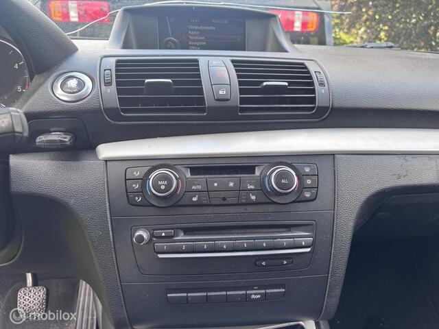 BMW 1-Serie 118d Business Line Ultimate Edition MOTOR DEFECT