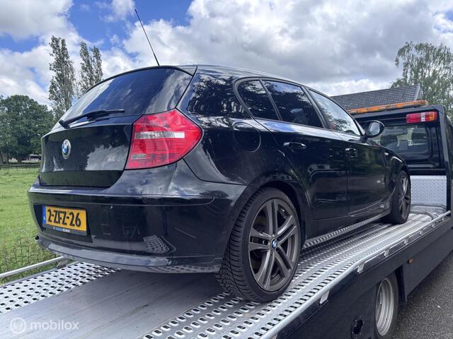 BMW 1-Serie 118d Business Line Ultimate Edition MOTOR DEFECT