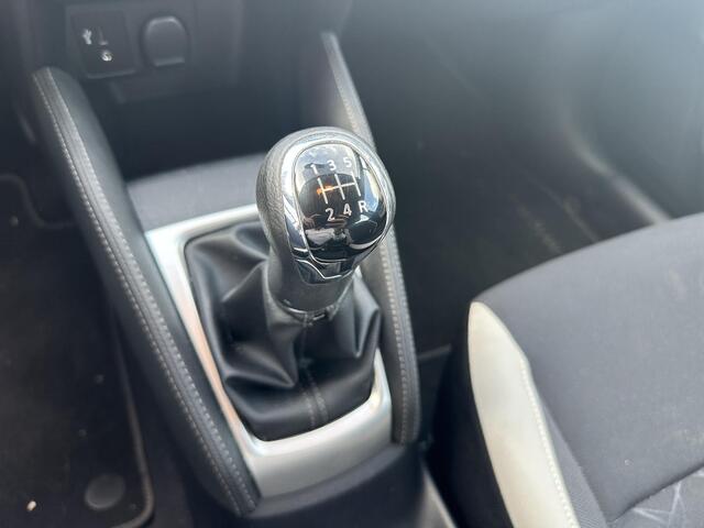 Nissan Micra 1.0L Acenta | Apple CarPlay | Cruise Control | Airco | All-Season banden |