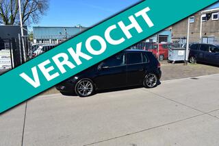 Volkswagen Golf VI