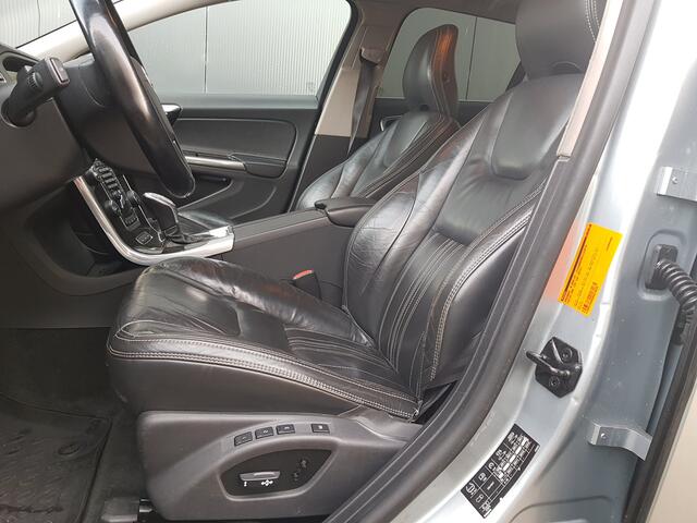 Volvo V60 2.4 D6 AWD Plug-In Hybrid Pure Limited