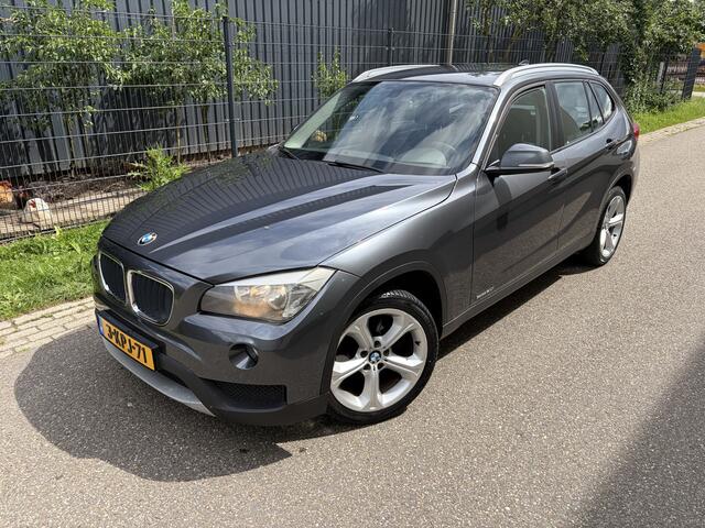 BMW X1 sDrive20i Executive / AUTOMAAT / NAVI / CRUISE / 126dkm NAP