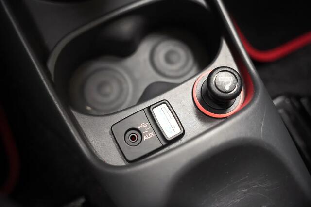 Fiat 500 CABRIO 1.2 Lounge [ Airco Climate control Bluetooth aansluiting ]