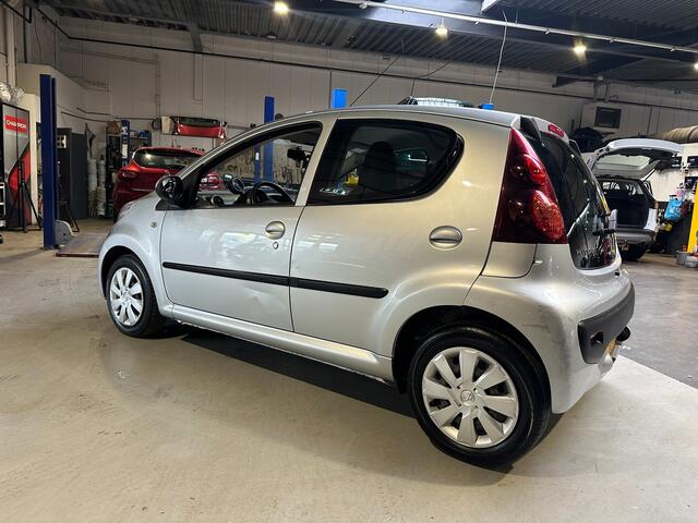 Peugeot 107 1.0 Active/Airco/Dealer onderhouden/Apk  bij aflevering