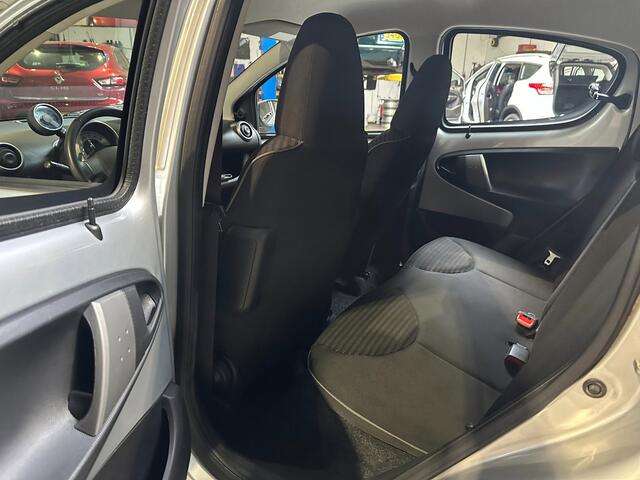 Peugeot 107 1.0 Active/Airco/Dealer onderhouden/Apk  bij aflevering