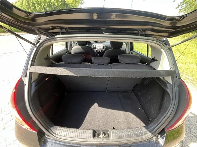 Hyundai I 20 1.4i Dynamic XLAIRCO101PKNW APK