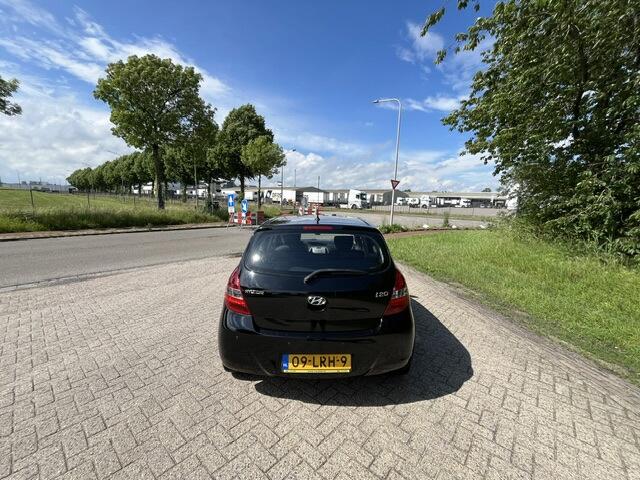 Hyundai I 20 1.4i Dynamic XLAIRCO101PKNW APK