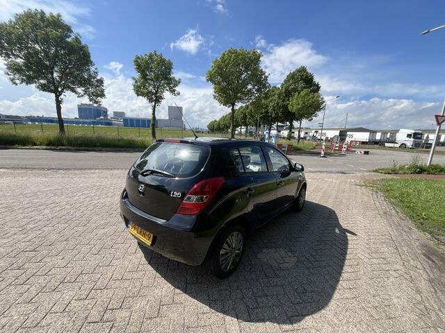 Hyundai I 20 1.4i Dynamic XLAIRCO101PKNW APK