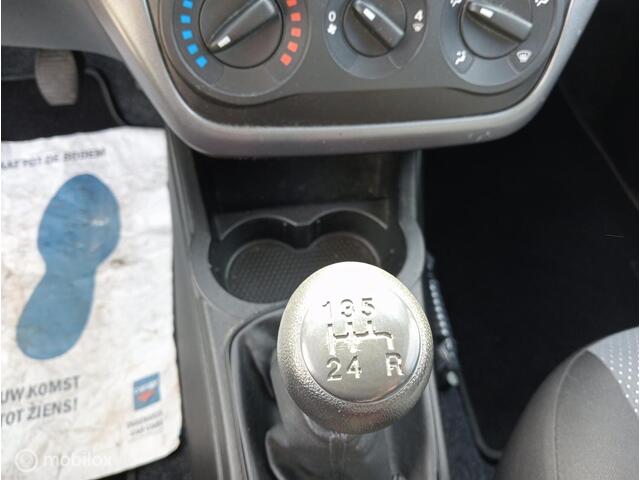 Fiat Punto Evo 1.2 Pop apk 17 inch lm velgen airco