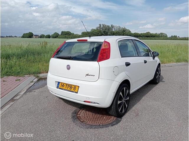 Fiat Punto Evo 1.2 Pop apk 17 inch lm velgen airco