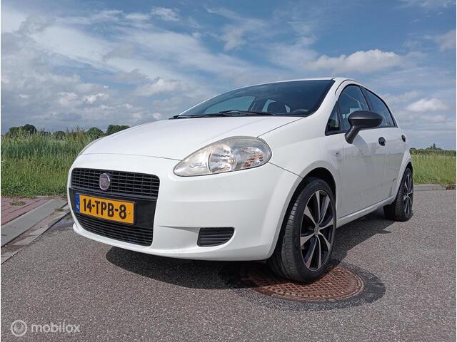 Fiat Punto Evo 1.2 Pop apk 17 inch lm velgen airco