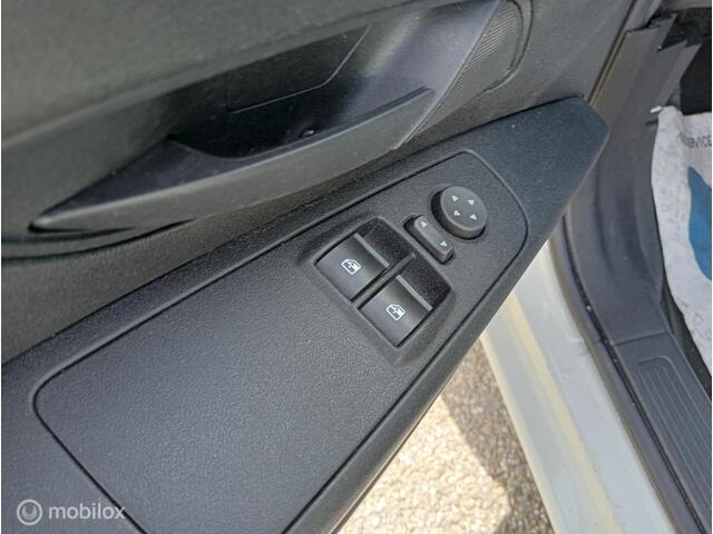 Fiat Punto Evo 1.2 Pop apk 17 inch lm velgen airco