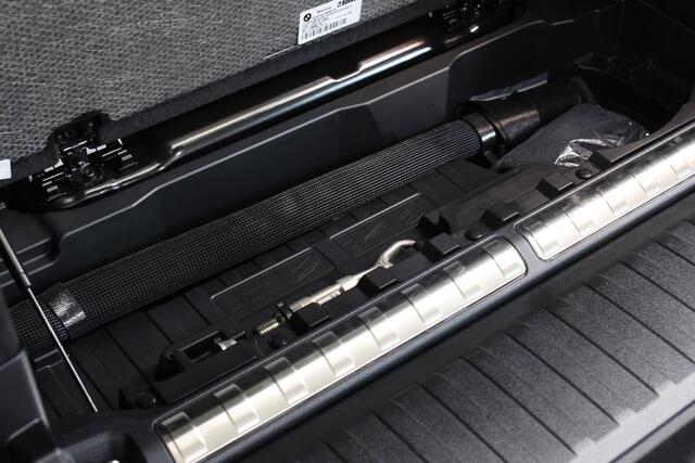 BMW X5 XDrive50e M-Sport Pro Sky-LoungeB&WM-StoelenAchteras-Besturing