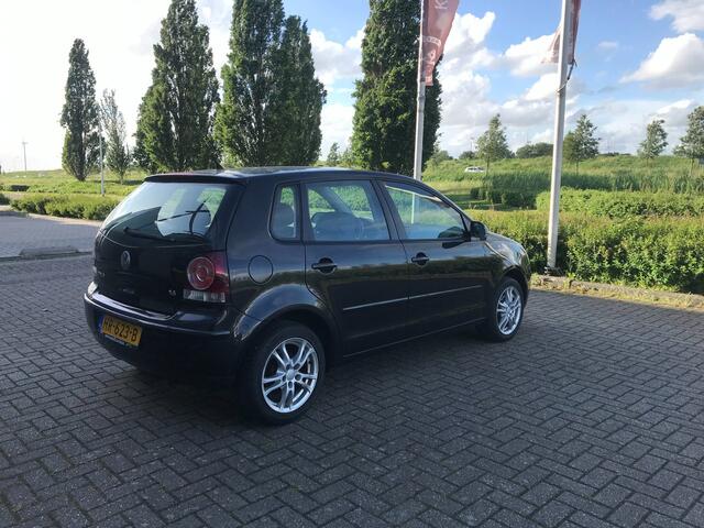 Volkswagen Polo 1.4-16V Trendline