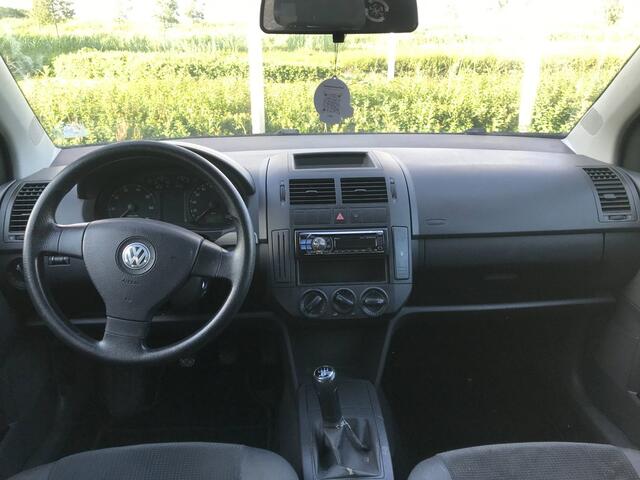 Volkswagen Polo 1.4-16V Trendline