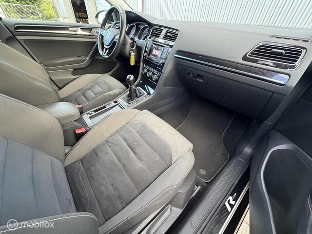 Volkswagen Golf 1.4 TSI 140PK ACT Highline / LED koplampen / Stoelverwarming / PDC / 18inc / NAP