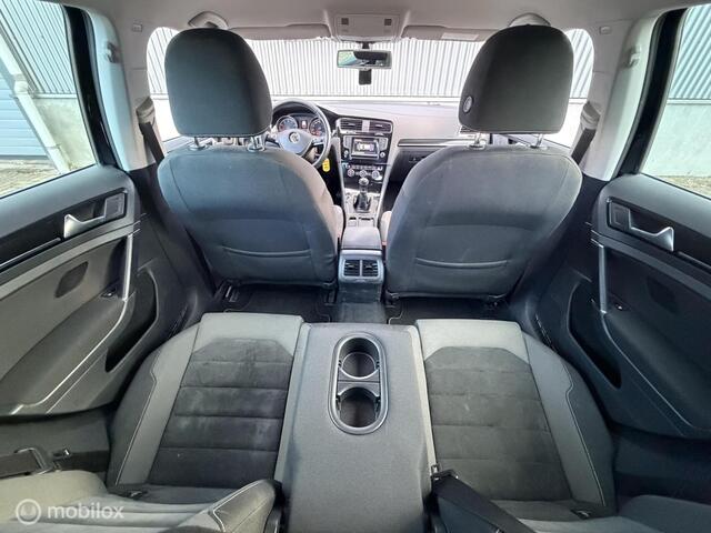 Volkswagen Golf 1.4 TSI 140PK ACT Highline / LED koplampen / Stoelverwarming / PDC / 18inc / NAP