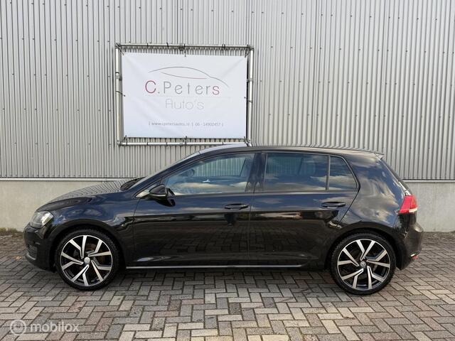 Volkswagen Golf 1.4 TSI 140PK ACT Highline / LED koplampen / Stoelverwarming / PDC / 18inc / NAP