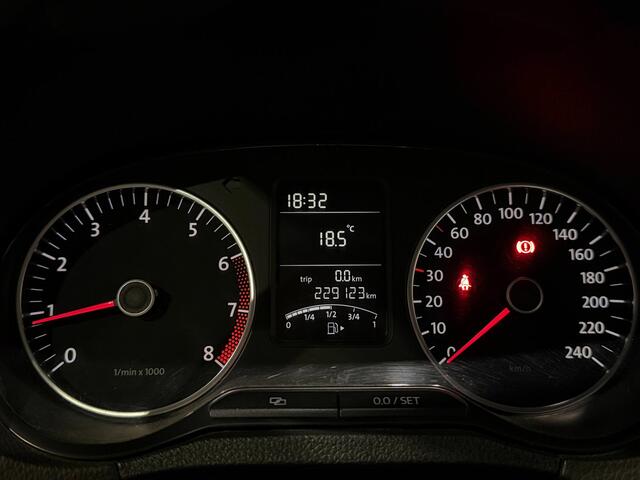 Volkswagen Polo 1.4-16V Comfortline AIRCO ELEK PAKKET E APK NAP
