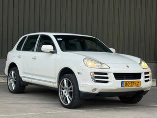 Porsche Cayenne 3.6 / APK / luchtvering