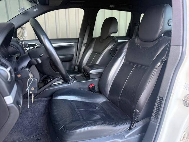 Porsche Cayenne 3.6 / APK / luchtvering