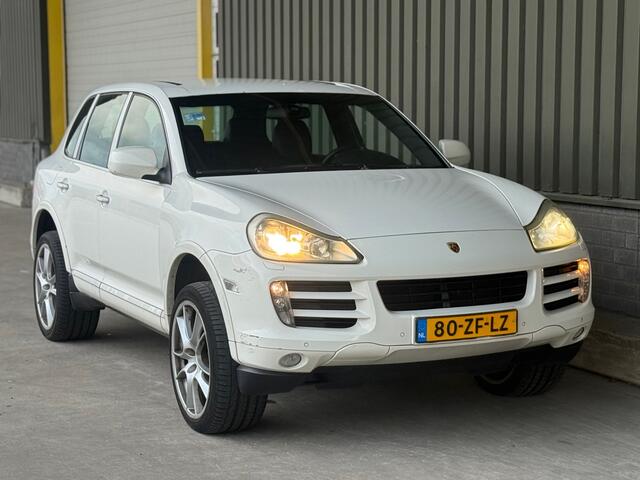 Porsche Cayenne 3.6 / APK / luchtvering