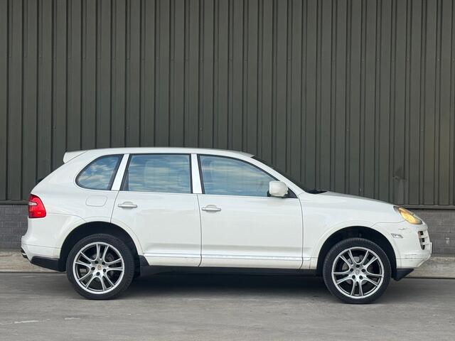 Porsche Cayenne 3.6 / APK / luchtvering