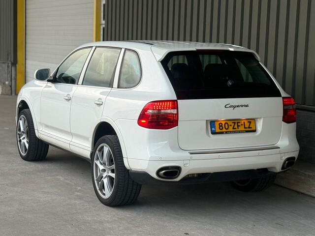 Porsche Cayenne 3.6 / APK / luchtvering