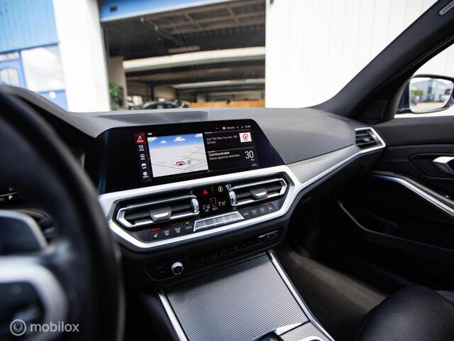 BMW 3-Serie Touring 320i High Executive Edition|Org.NL|Afleverklaar|Autom|Carplay|LED|Camera|Geen bijkomende kosten