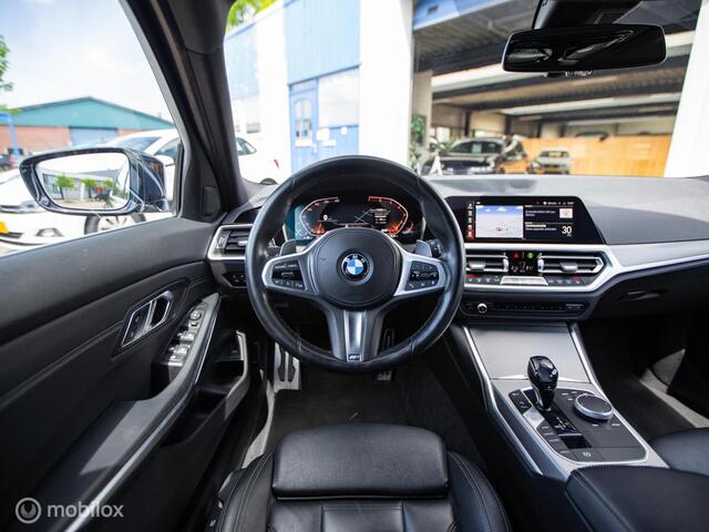 BMW 3-Serie Touring 320i High Executive Edition|Org.NL|Afleverklaar|Autom|Carplay|LED|Camera|Geen bijkomende kosten