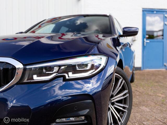 BMW 3-Serie Touring 320i High Executive Edition|Org.NL|Afleverklaar|Autom|Carplay|LED|Camera|Geen bijkomende kosten