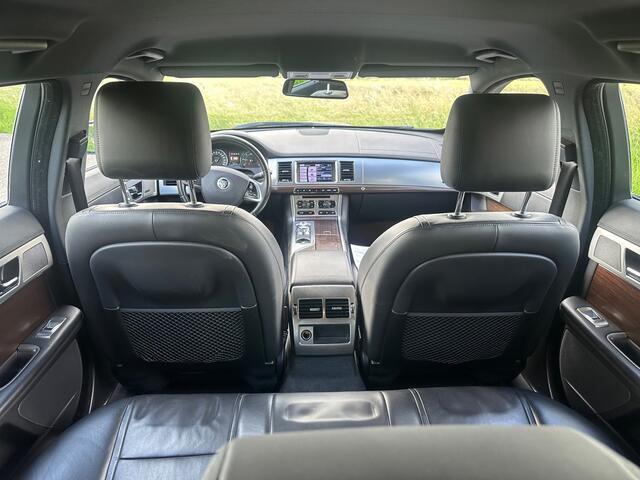 Jaguar XF Sportbrake 2.2D Premium Business Edition|zeer netjes