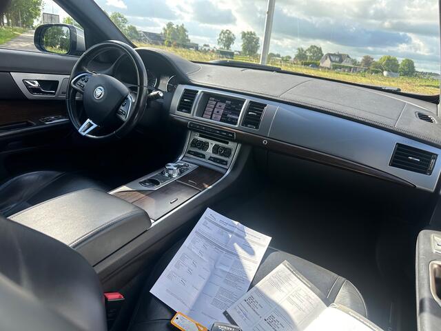 Jaguar XF Sportbrake 2.2D Premium Business Edition|zeer netjes