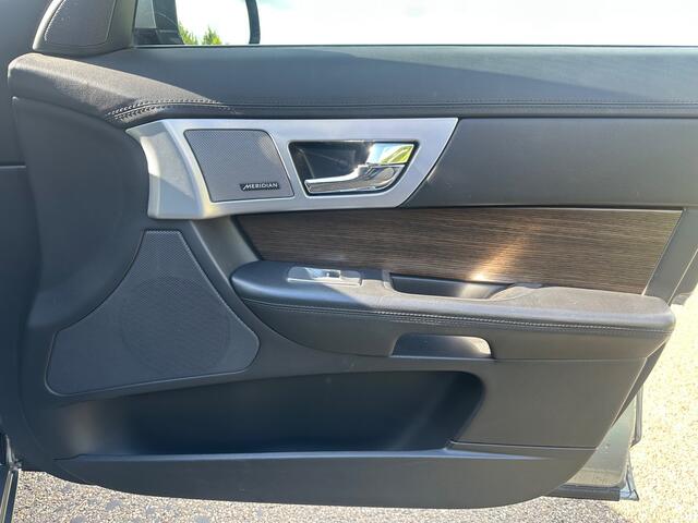 Jaguar XF Sportbrake 2.2D Premium Business Edition|zeer netjes